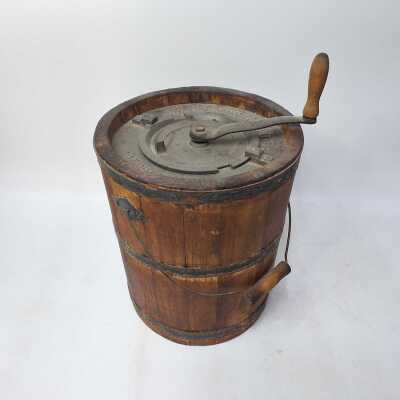 Ice Cream Maker