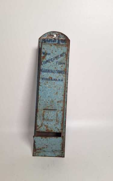 MATCHBOX DISPENSER