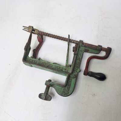 Apple Peeler