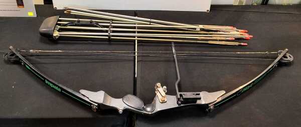 COMPOUND BOW