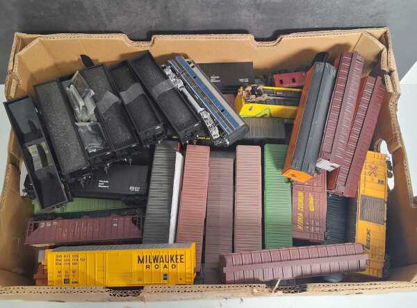 MODEL TRAINS