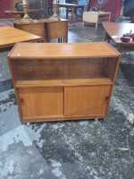MUSIC CABINET