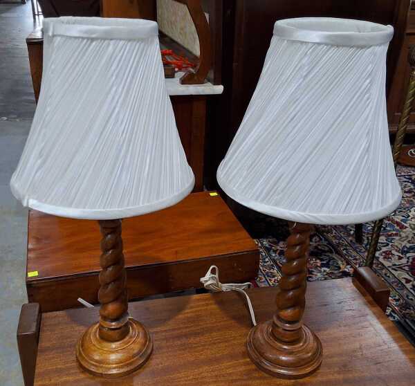 TABLE LAMPS