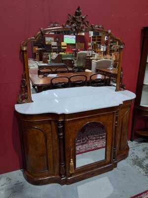 60 · CREDENZA