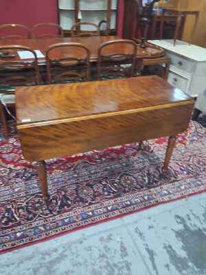 68 · PEMBROKE TABLE