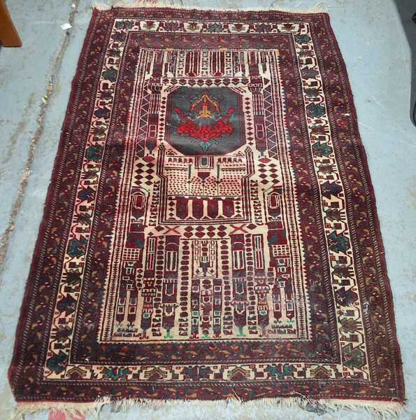 PRAYER RUG