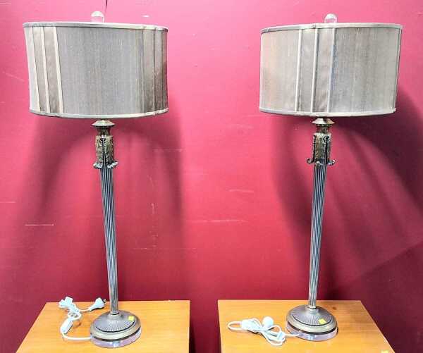 PAIR OF LAMPS