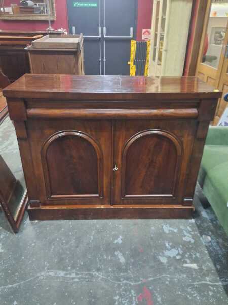 BOOKCASE BASE