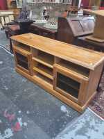 ENTERTAINMENT UNIT