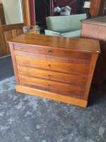 CHEST OF DRAWERS