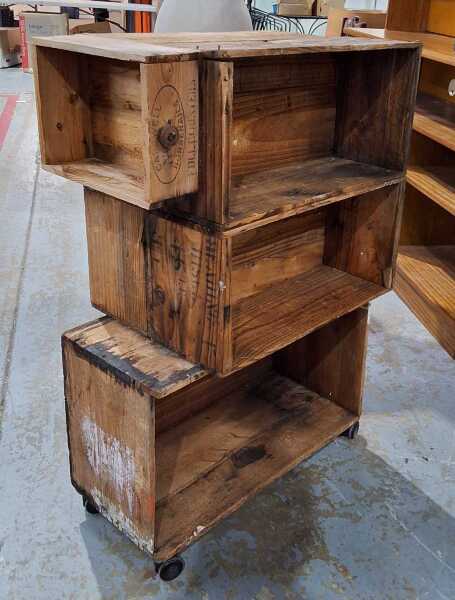 MOBILE SHELF