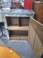 CABINET - 2