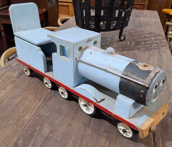 TOY TRAIN