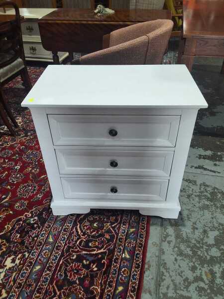 BEDSIDE CABINET