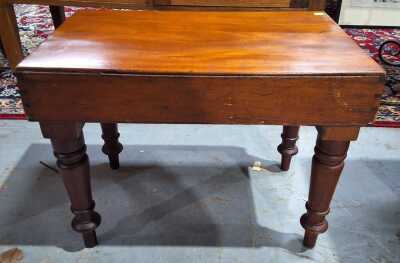 268 · SIDE TABLE