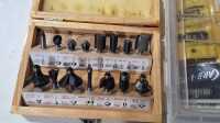 ROUTER LOT - 4