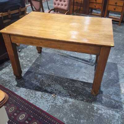 Kitchen Table