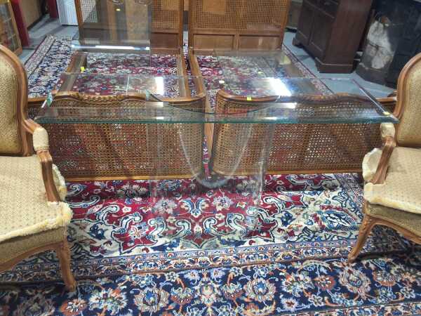 HALL CONSOLE