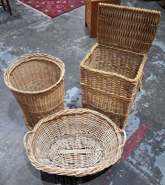 LAUNDRY BASKET