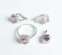 JEWELLERY SUITE