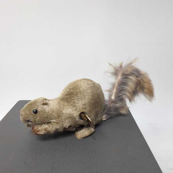 CLOCK WORK SQUIRREL
