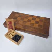 CHESS SET