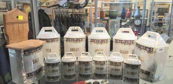 CANISTERS