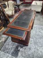 DESK - 3