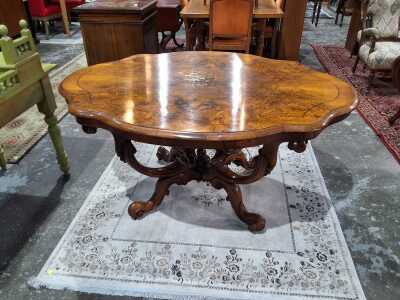 Salon Table