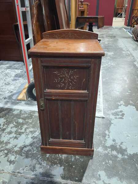 POT CUPBOARD