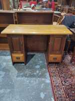 LADIES DESK