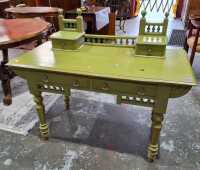 DRESSING TABLE