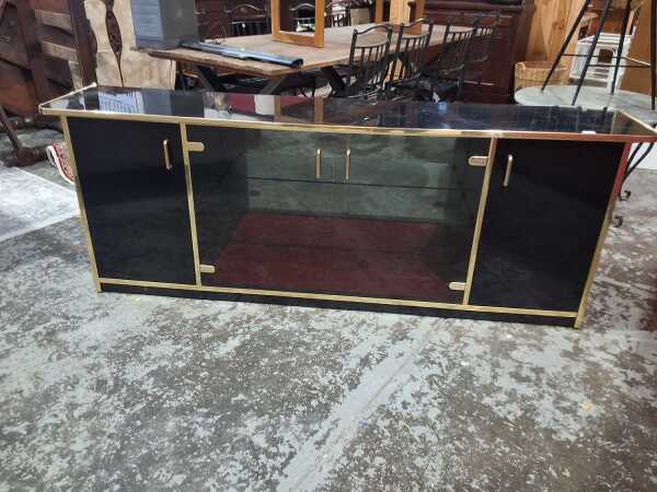 SIDEBOARD