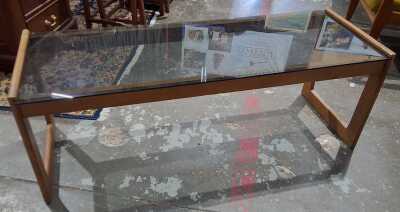 171 · COFFEE TABLE