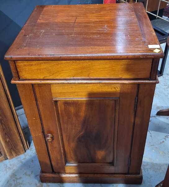 DAVENPORT CABINET