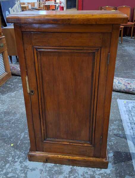 HARDWOOD CABINET