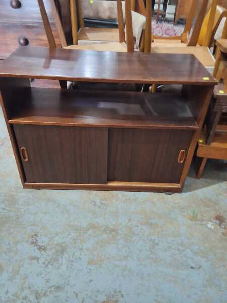 TELEVISION CABINET
