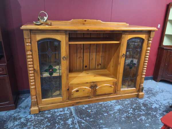 TELEVISION CABINET