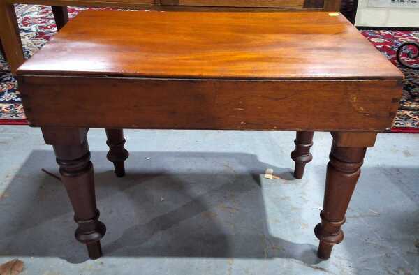 SIDE TABLE