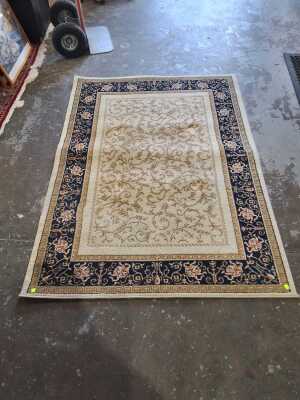 Rug