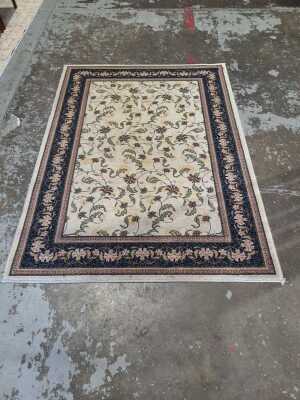 Rug