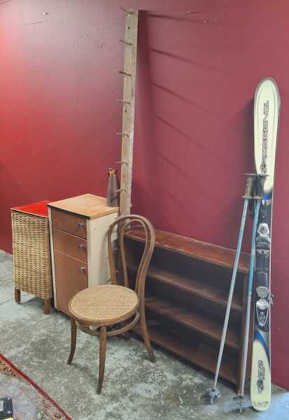 SUNDRY LOT