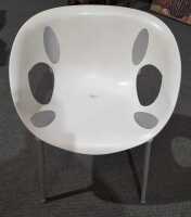 SET OF OYYO CHAIRS - 2