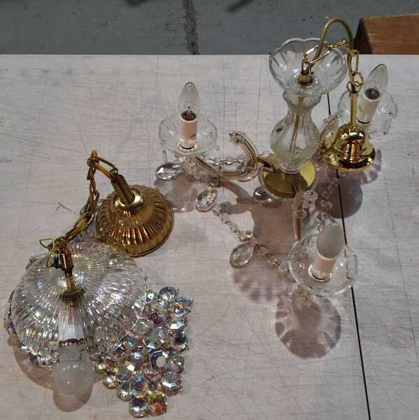 PENDANT LIGHTS