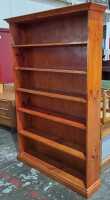 BOOKSHELF - 2