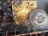 WALL DECOR LOT - 2