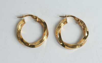 1002 · GOLD EARRINGS