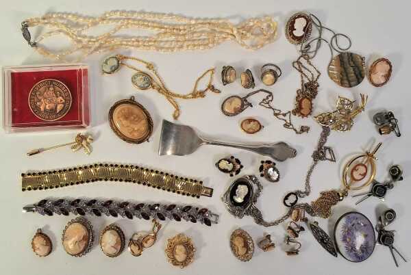 JEWELLERY
