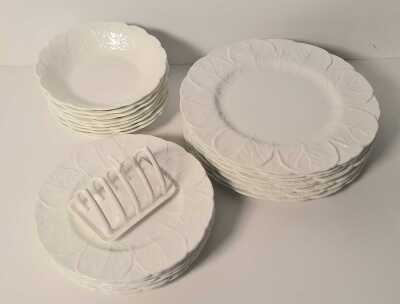1177 · COALPORT DINNERWARE