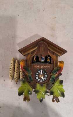 1261 · CUCKOO CLOCK